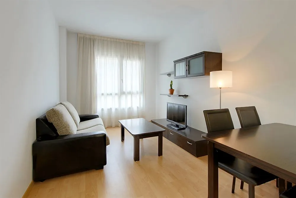 Madrid Airport Suites, Affiliated By Melia Hotel apartamentowy