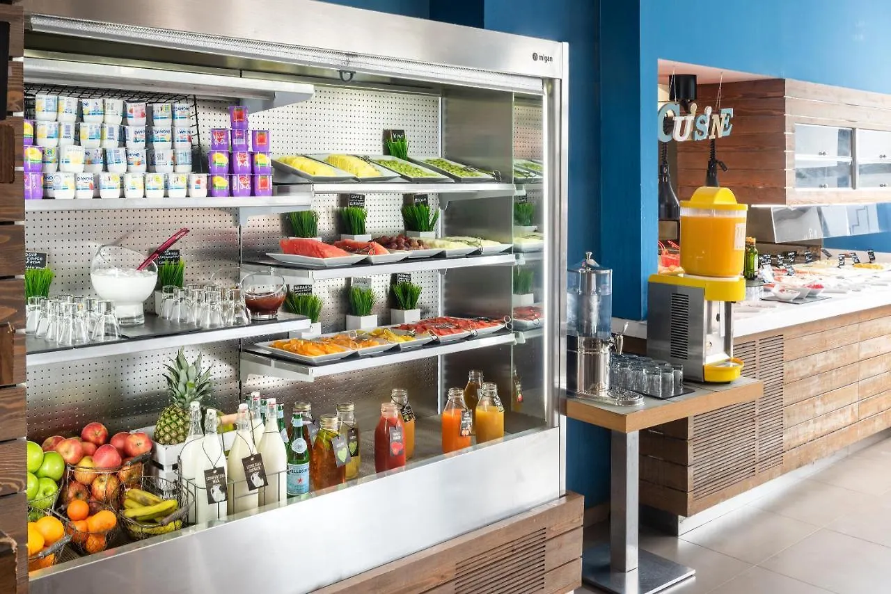 ** Aparthotel Madrid Airport Suites, Affiliated By Melia Spain