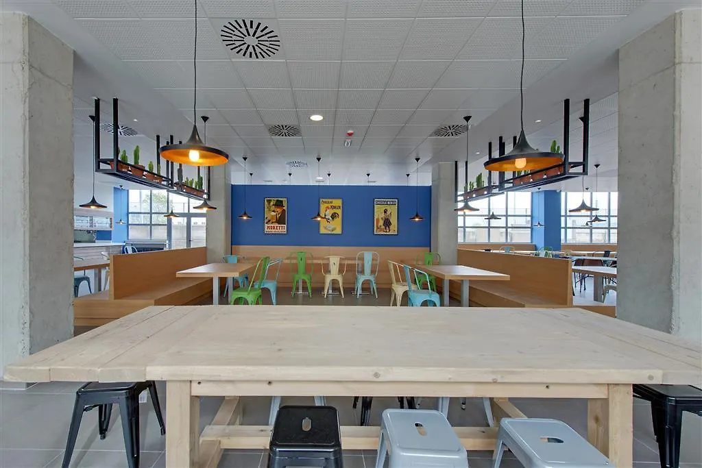 Madrid Airport Suites, Affiliated By Melia 2*,