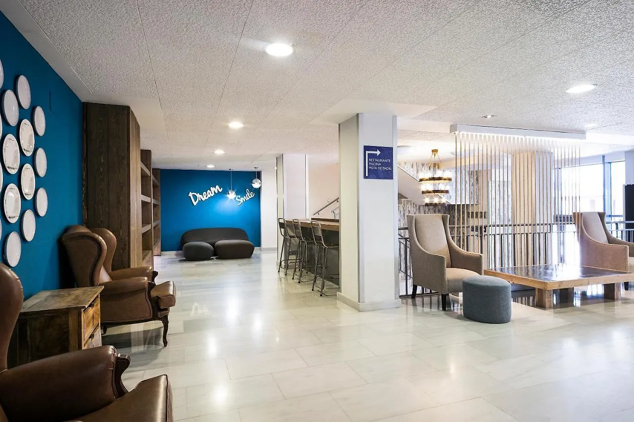 ** Aparthotel Madrid Airport Suites, Affiliated By Melia Spain