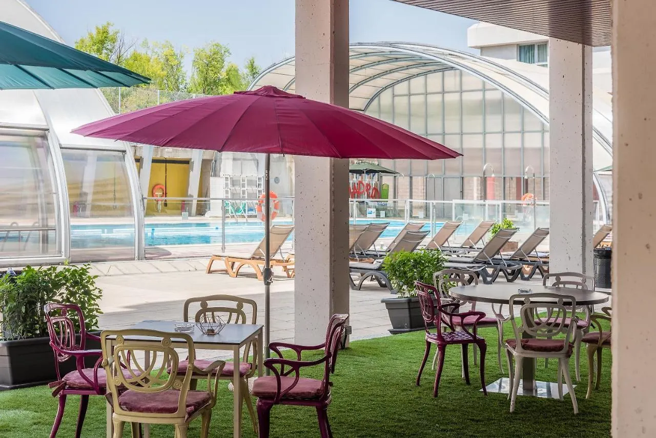 Aparthotel Madrid Airport Suites, Affiliated By Melia
